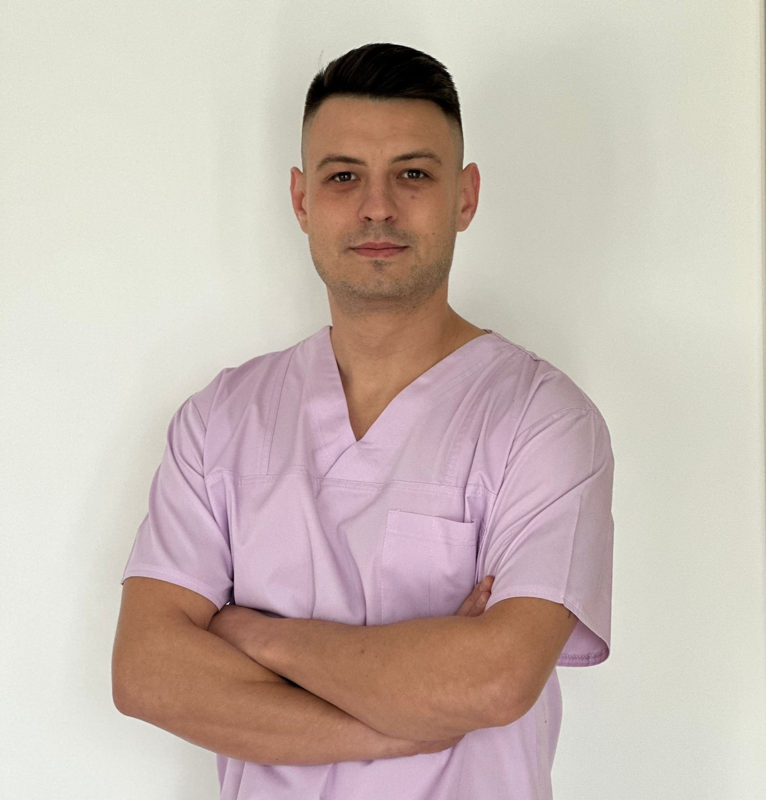 Chiropractica și Masaj Terapeutic<br><br><strong><strong><strong>Drd. Muntean Raul</strong></strong></strong>